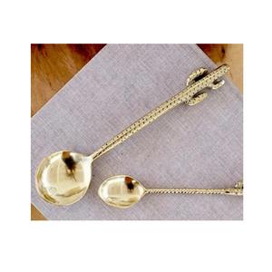 Cuchara de cubiertos de latón con diseño de concha para el hogar y la cocina a bajo costo cuchara de cena de diseño único para artículos artesanales - Product Image 2