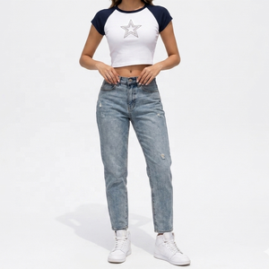 Camiseta Corta Raglán Personalizada para Mujer con Gráfico de Diamantes de Imitación, Estilo Y2K, Ajustada, Casual, Streetwear, OEM, ODM, Venta al por Mayor, Atuendo Sexy - Product Image 2