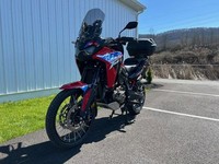 NOUVELLE Moto d'aventure Honda Africa Twin DCT 2026