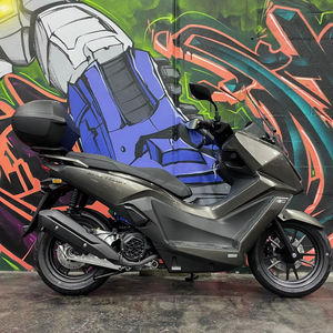 Precio de descuento 2025 Kymcoo Skytown 150 Scooter CVT 1sp 150cc disponible para envío a todo el mundo - Product Image 1