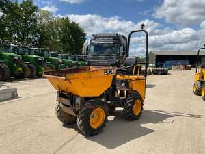 Chargeuse sur pneus tout électrique JCB HTD5E zéro émission 1 tonne avec moteur Perkins, benne basculante haute pour travaux de construction et d'aménagement paysager - Product Image 5
