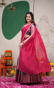 Lehenga Saree en soie pour femmes avec chemisier brodé, tenue ethnique traditionnelle - Product Image 2