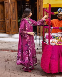 Nice Designer Ethnic Pakistanais Femmes Costumes par AJM Trade House 1046 - Product Image 2