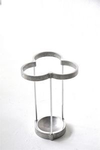 Porte-parapluie en métal émaillé rouge design coeur forme personnalisée porte-parapluie en métal décor à la maison - Product Image 3