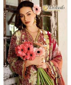 Salwar Kameez pakistanaise pour femme avec des manteaux modestes de couleur blanche avec une robe Eid Sharara en velours - Product Image 4