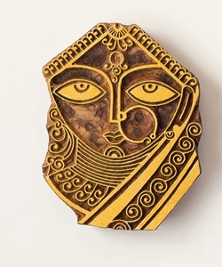 Décoration murale en bloc sculpté à la main de la mariée Madhubani en bois de Sesham suspendu en bois de manguier sculpté à la main décoration murale en bois pour ferme - Product Image 3