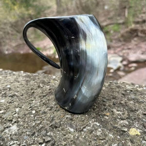 Taza de cuerno hecha a mano de primera calidad, taza ecológica natural rústica, vajilla duradera, perfecta para café, té, whisky, cocina, hogar, - Product Image 1