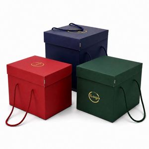 Boîtier mod. HOLLY pour panettone 24x24x21 cm - Personnalisable sur mesure - Product Image 1