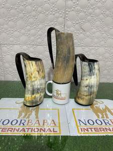 Viking écologique fait à la main corne de boeuf bière tasse à boire chêne poli corne de buffle tasses prix usine plateaux de service pour la décoration - Product Image 4