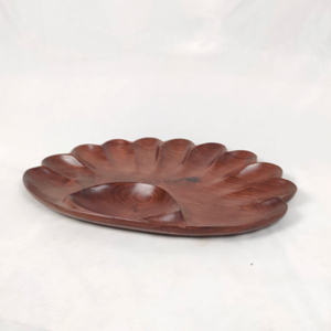 Bandeja de Servicio de Madera Roja de Alta Gama con Acabado Esmaltado para Servicio de Camarero y Bandejas Decorativas de Madera - Product Image 1
