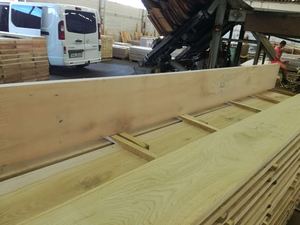 Suministro de Madera de la Mejor Calidad, Madera de Pino al por Mayor, Tablas de Madera Sólida, Madera de Pino - Product Image 1
