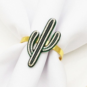 Servilletero verde con diseño de cactus con trabajo de cristal, Decoración de mesa elegante para el hogar, comedor, boda y fiesta, elegante y decorativo - Product Image 1