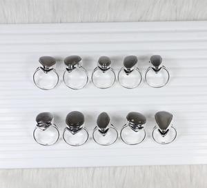 Anillos de piedras preciosas de piedra lunar gris natural, joyería de boda de estilo informal, suministro de joyería de plata al por mayor a granel con colección Collet - Product Image 5