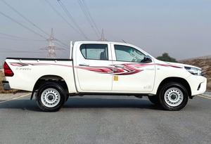 Toyota Hilux GL 2.7L 4WD |   2023 |   Automatique |   Double cabine |   Blanc - Product Image 6