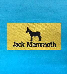 Etiquetas de ropa de poliéster tejidas de tela de costura de cuello de Damasco de alta densidad personalizadas ropa de algodón de pliegue final de lujo Logotipo de marca privada - Product Image 4