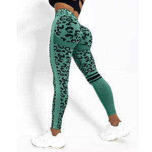 Pantalon de yoga serré tricoté taille haute personnalisé Leggings solides sans couture de haute qualité Collants de yoga Leggings pour femmes - Product Image 2