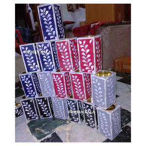 เครื่องเผาบาโคหรือทำจากไม้ทรงสี่เหลี่ยมทำด้วยมือสำหรับแม่ของไข่มุกสีสันสดใสของอินเดียสำหรับตกแต่งบ้าน - Product Image 1