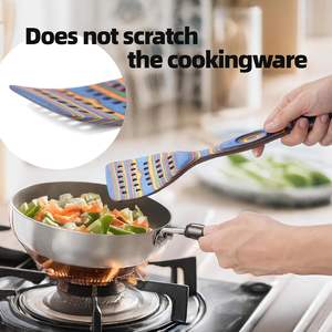 Ensemble d'ustensiles en bois écologiques les plus vendus, manche long, ergonomique, poignées antidérapantes, résistant à la chaleur, cuillères de cuisine élégantes - Product Image 2