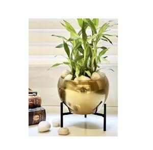 Ensemble de 2 pots de fleurs en métal de différentes tailles et formes pour la décoration de la maison et de l'hôtel. - Product Image 3