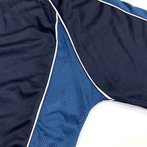 Diseño Personalizado de Ropa Urbana, Cuello en V Clásico, Antiarrugas, 100% Poliéster, Jersey Corto, Tela Retro de Secado Rápido para Fútbol - Product Image 5