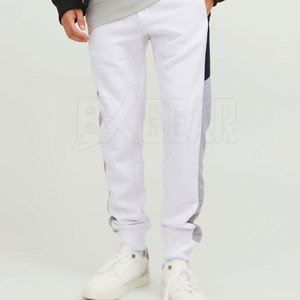Pantalones ajustados fabricados en Pakistán para hombre, diseñados para un aspecto informal, tela elástica con tacto suave - Product Image 6