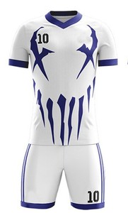 Ropa deportiva profesional personalizada para jóvenes: conjuntos de uniformes de fútbol sublimados con su propio diseño y logotipo que incluyen camisetas y pantalones cortos - Product Image 2