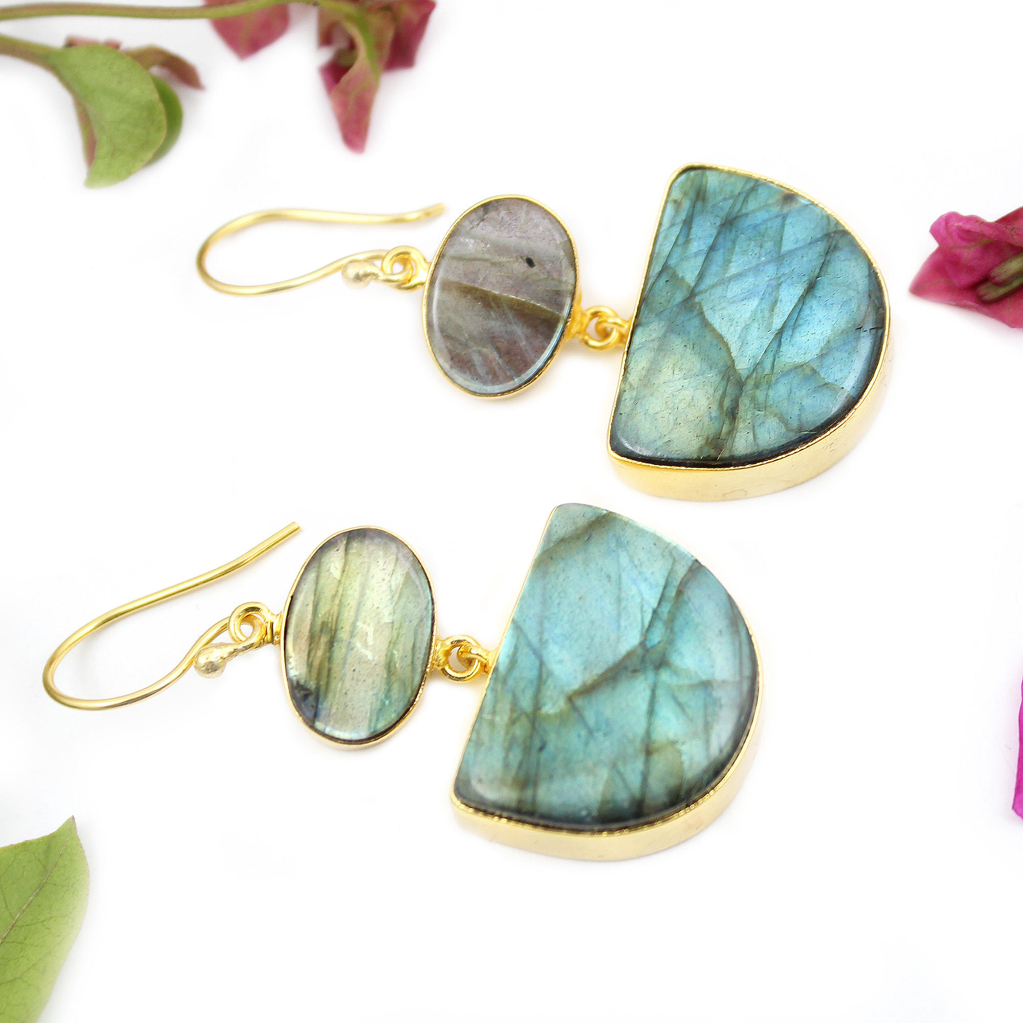 หินลาบราดอไรต์