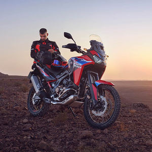 2024 pour Africa Twin Adventure Sports ES DCT 1083cc Refroidi par liquide CRF1100L4D - Product Image 6