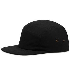 Gorra de béisbol personalizada de alta calidad con visera plana y parte trasera cerrada, gorra deportiva lisa para uso en equipo, hecha en Pakistán. - Product Image 2