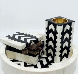 Ensemble de brûleur à bakhoor aromatique en bois de santal incrusté d'os fait à la main, avec plateau et boîte de rangement, design décoratif écologique pour la maison - Product Image 1