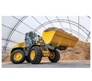 Deere 344L Versátil con Sistema de Elevación Paralela y Paquete de Iluminación LED de Lujo para Operación Nocturna - Product Image 4