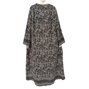 Robe musulmane Abaya pour femme très demandée. Normcore floral/Style minimaliste. Matériau polyester/coton très lisse et doux pour le quotidien - Product Image 3