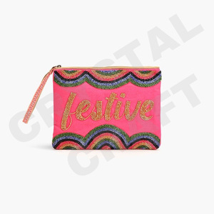 Monedero de caballo SMU, billetera con cuentas de semillas personalizada, hermoso regalo para mamá, diseño de corazones para niñas - Product Image 2