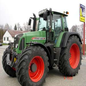 Achetez un tracteur agricole Fendt d'occasion de haute qualité avec de hautes performances de travail, tracteur agricole de 140 ch, machines en stock maintenant - Product Image 3