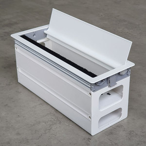 Caja de alimentación empotrada para escritorio de 6 tomas con cubierta de aleación de aluminio y amortiguación - Product Image 3