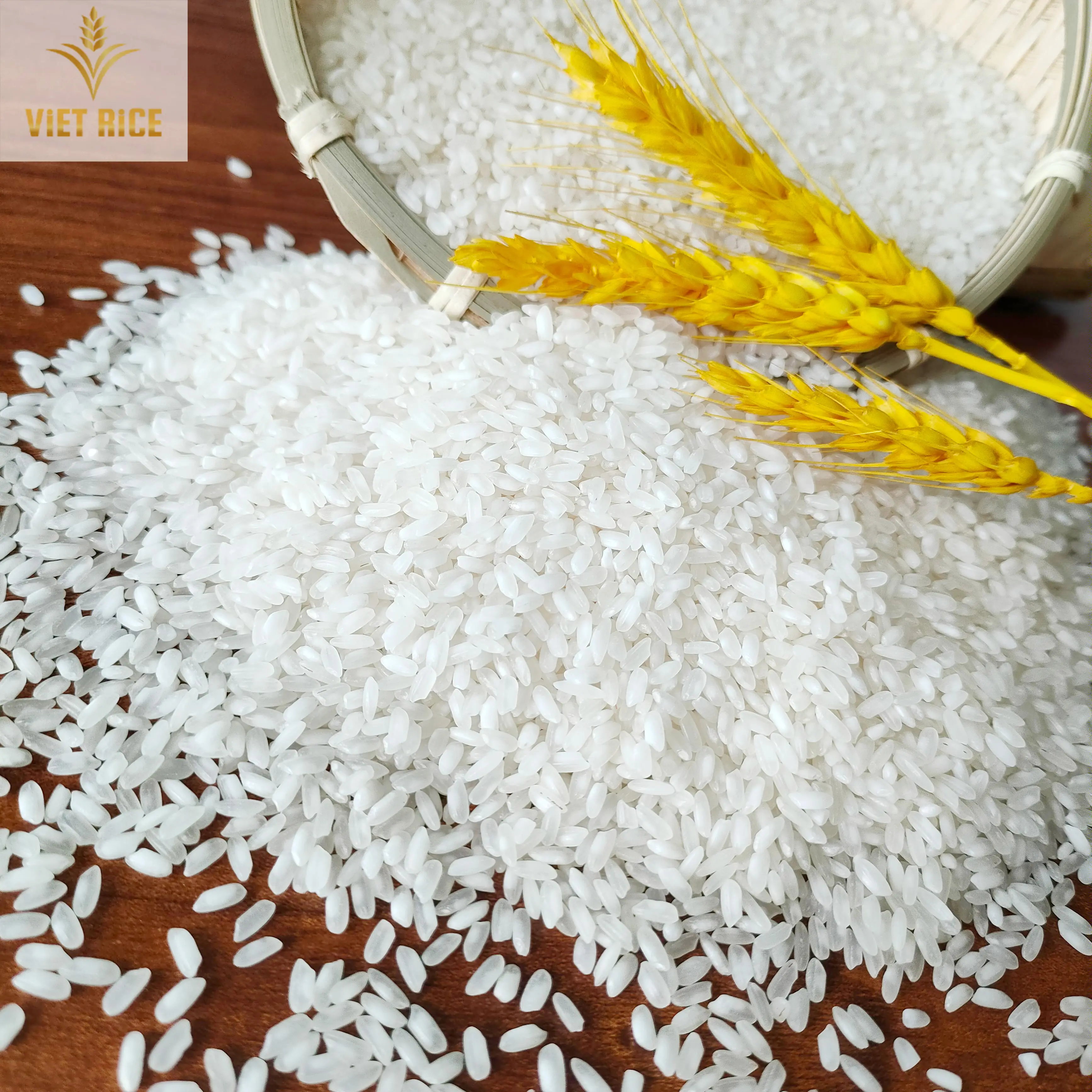 Gạo trắng hạt ngắn giá rẻ-5% gạo vừa bị hỏng cung cấp chất lượng cao, khối lượng lớn từ một nhà xuất khẩu có uy tín của Việt Nam