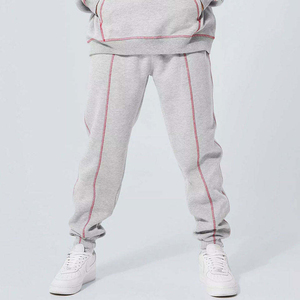 Ensemble survêtement personnalisé avec couture contrastée, pantalon de survêtement ample et sweat-shirt, fabricant de vêtements - Product Image 6
