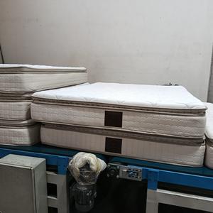 Colchón Ortopédico Contemporáneo y Confortable con Diseño de Doble Cara, Tela Transpirable y Soporte de Muelles Hercule para Dormitorio - Product Image 3