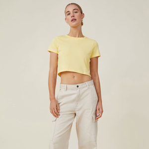 เสื้อยืดแขนสั้นผ้าคอตตอนสีพื้นสำหรับผู้หญิงเสื้อครอปทรงหลวมโลโก้แบบกำหนดเองฤดูร้อน - Product Image 4