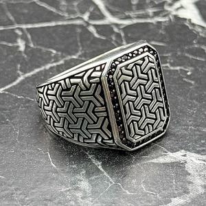 Anillo Étnico Hecho a Mano para Hombre, Diseño Geométrico Otomano, Chapado en Oro de 18K, Piedra de Circonita Cúbica Negra, Micro Pavé, Anillo de Plata Moderno - Product Image 3