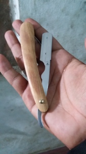 2025 Chuyên Nghiệp Duy Nhất Lưỡi Cắt Tóc Của Công Cụ Multishade Gỗ Thẳng Dao Cạo Với Gỗ Xử Lý Cho Cá Nhân Sử Dụng <span class=keywords><strong>ustra</strong></span> - Product Image 3