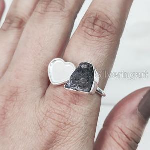 Joyería de piedra áspera Anillo de mujer Tanzanita natural Piedra preciosa cruda Diciembre Piedra natal Corazón Piedra Anillo de plata esterlina 925 - Product Image 4