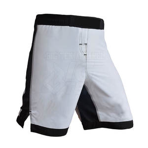 Vêtements d'entraînement modernes pour les athlètes actifs Shorts de MMA favorisant la flexibilité et le mouvement facile - Product Image 3