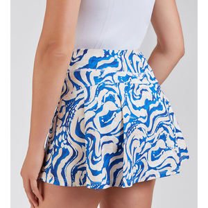 Jupe pour femme à taille haute avec logo personnalisé, taille mi-haute, séchage rapide, plissée avec short intégré, en coton respirant - Product Image 4