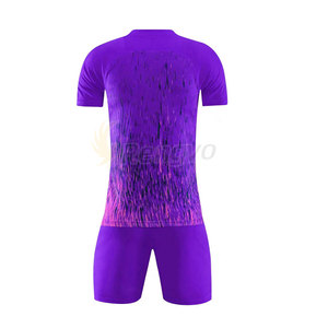Uniforme de Fútbol Personalizado de Alta Calidad, 100% Poliéster, Color Morado, Venta al Por Mayor, Ropa Deportiva para Hombre, Jersey Sublimado - Product Image 2