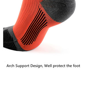 Chaussettes de football antidérapantes à 5 doigts pour jeunes, chaussettes de sport à la cheville pour la course, la gym et le fitness, 100% coton, séchage rapide, Vietnam - Product Image 6