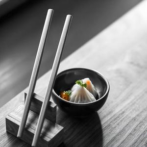 ตะเกียบไม้ไผ่ขัดเงางานแฮนด์เมดแบบพรีเมี่ยมน้ำหนักเบาใช้ซ้ำได้สำหรับงานแต่งงานที่เสิร์ฟบะหมี่เกี๊ยวซูชิ - Product Image 1