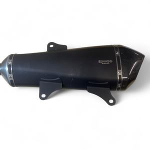 Sistema de Escape de Fibra de Carbono Akrapovic para Yamaha XMAX 400 2013-2017, Nuevo, con Tapa de Carbono Aprobada - Product Image 4