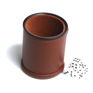 Vaso agitador de dados de cuero con logotipo personalizado – Vaso agitador de dados de casino silencioso con forro de terciopelo para juegos de mesa y juegos de dados de cuero - Product Image 5
