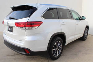 Voitures d'occasion bon marché à vendre, Highlander 2017, conduite à gauche, sièges en cuir, caméra arrière, vente en gros - Product Image 4